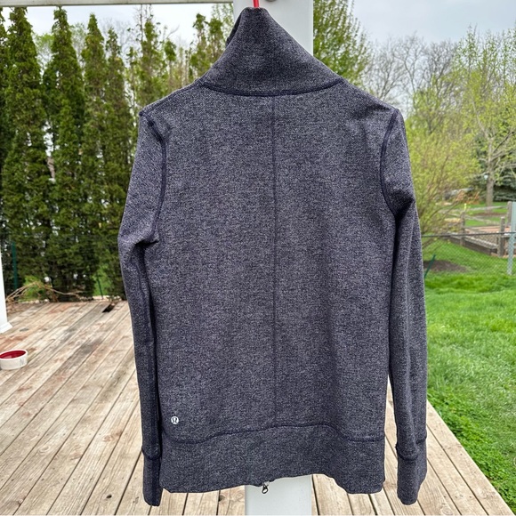 LULULEMON DAILY YOGA JACKET SZ 10 LG Style number W4A48S - Picture 15 of 15